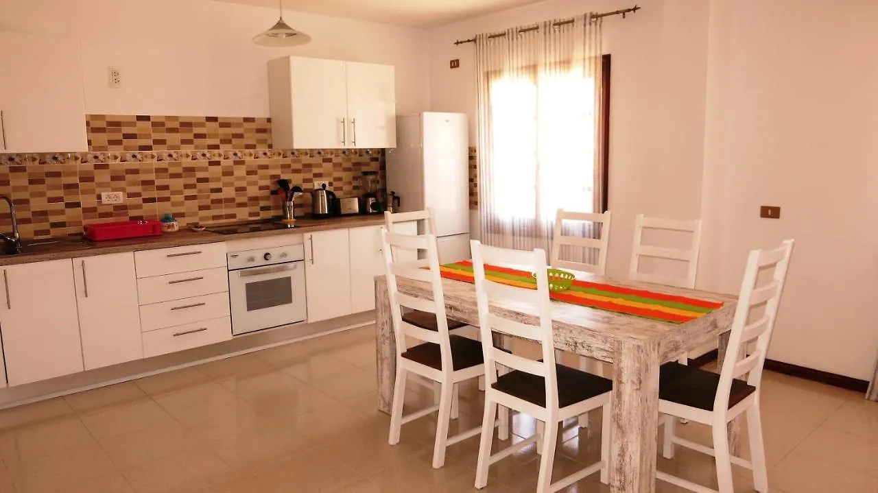 Large Apartment On Golf Course San Miguel de Abona 0*,